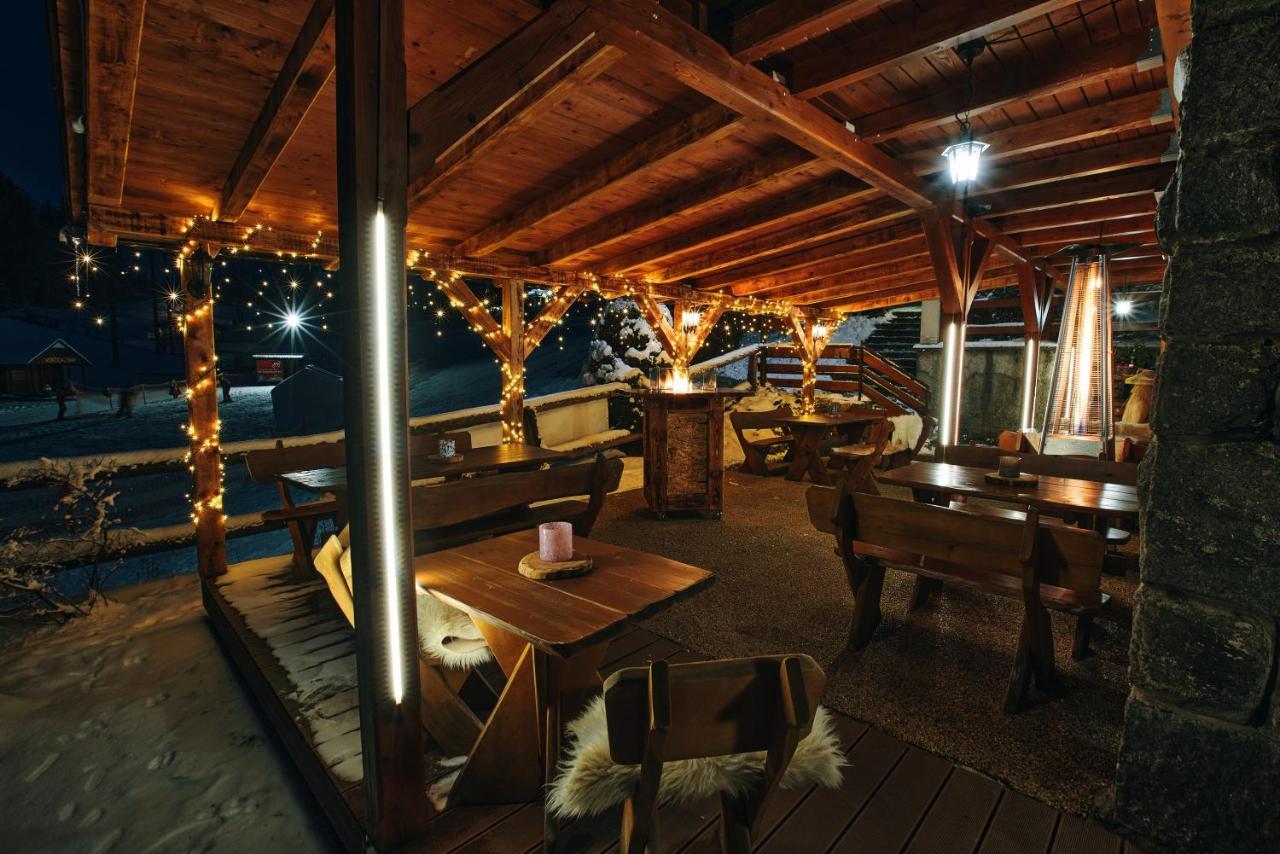 Pension & Restaurant Krakonos Harrachov Eksteriør billede